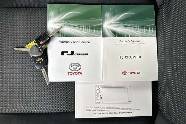 2014 Toyota FJ Cruiser GSJ15R