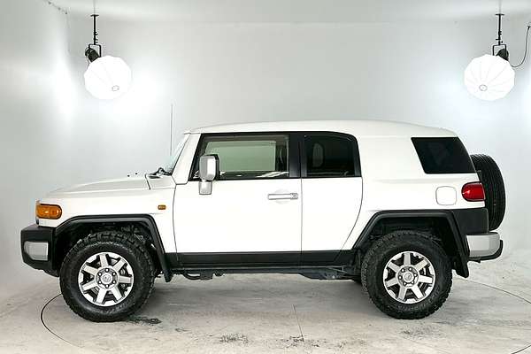 2014 Toyota FJ Cruiser GSJ15R