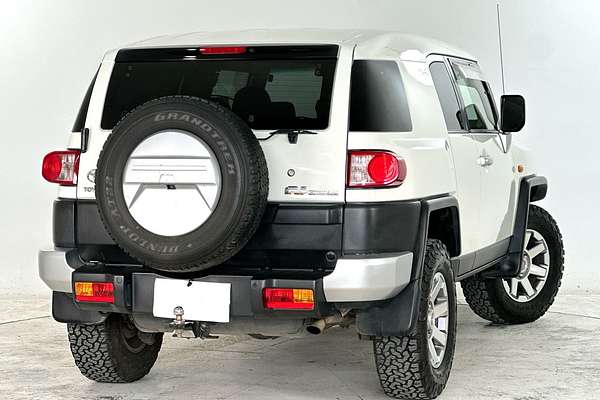 2014 Toyota FJ Cruiser GSJ15R