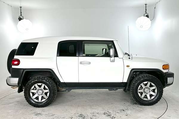 2014 Toyota FJ Cruiser GSJ15R