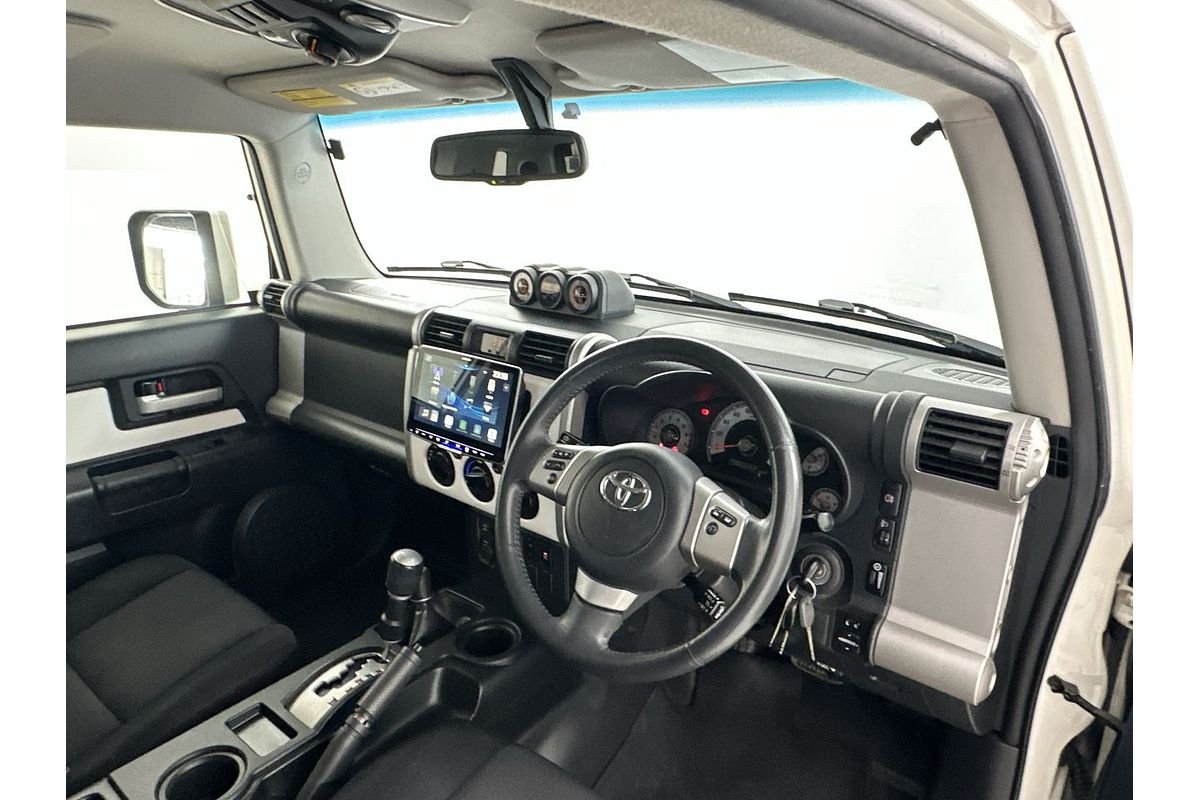 2014 Toyota FJ Cruiser GSJ15R