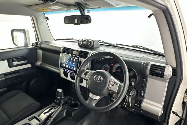 2014 Toyota FJ Cruiser GSJ15R