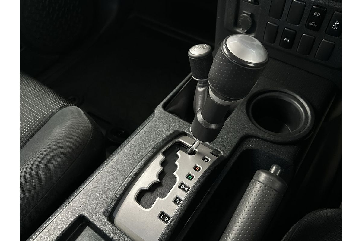 2014 Toyota FJ Cruiser GSJ15R