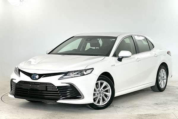 2024 Toyota Camry Ascent AXVH70R