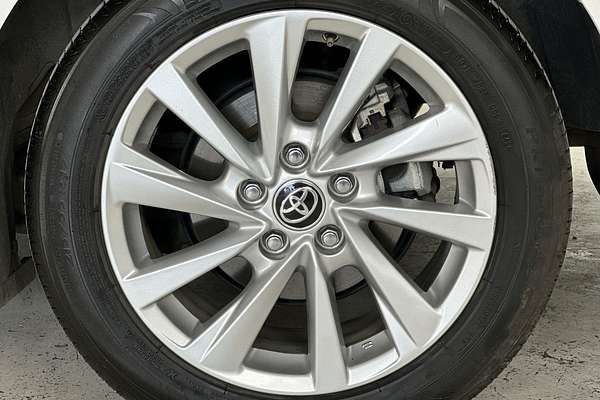 2024 Toyota Camry Ascent AXVH70R