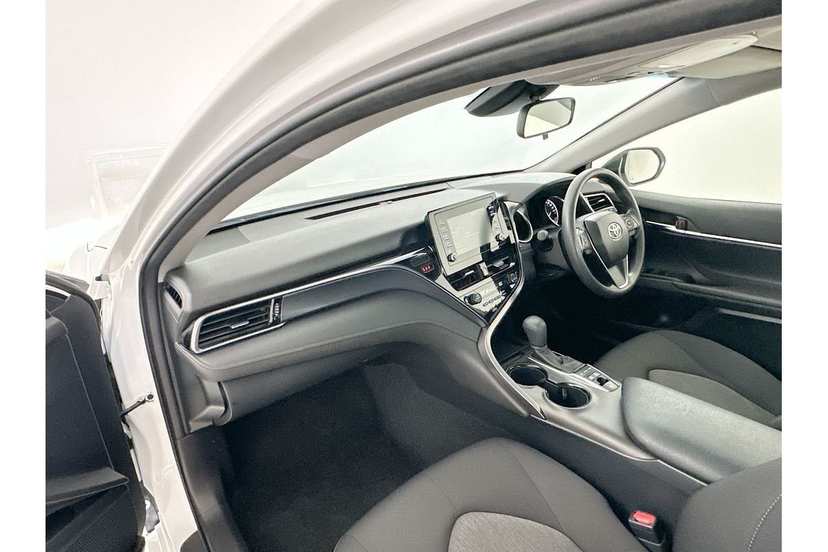 2024 Toyota Camry Ascent AXVH70R