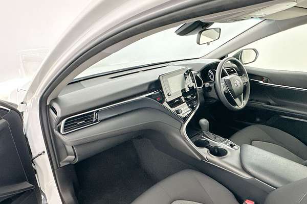 2024 Toyota Camry Ascent AXVH70R