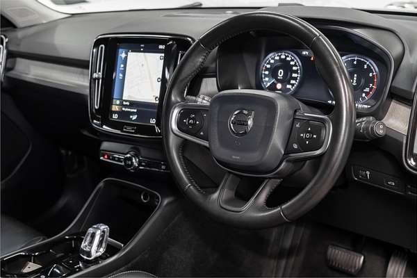 2019 Volvo XC40 T4 Inscription
