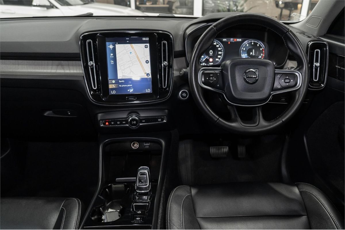 2019 Volvo XC40 T4 Inscription