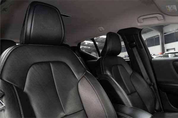 2019 Volvo XC40 T4 Inscription