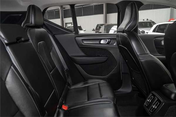 2019 Volvo XC40 T4 Inscription