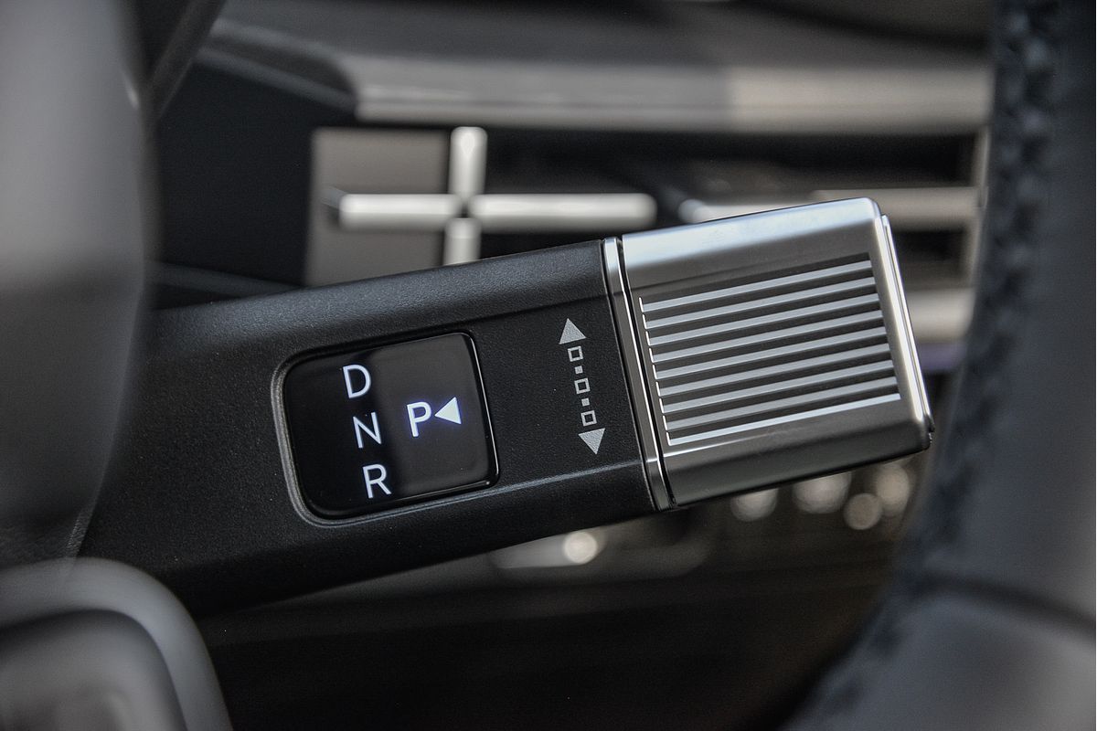 2025 Hyundai Santa Fe Hybrid Elite MX5.V2