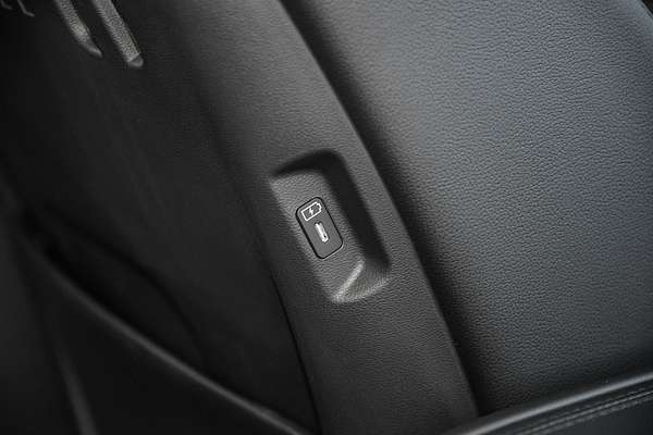 2025 Hyundai Santa Fe Hybrid Elite MX5.V2