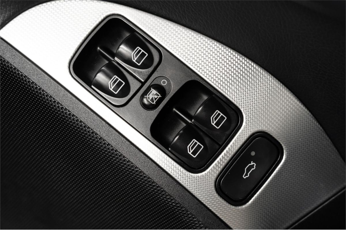 2006 Mercedes-Benz CLK-Class CLK350 Avantgarde A209