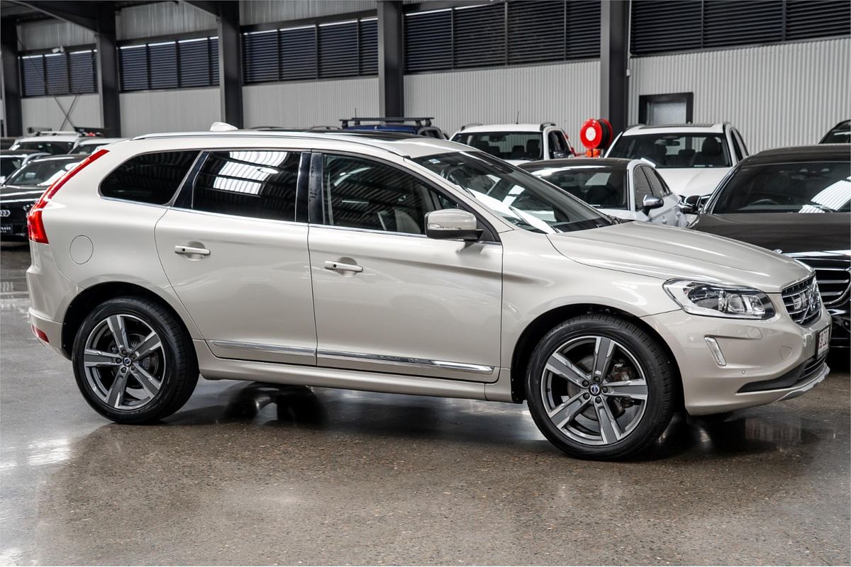 2016 Volvo XC60 T5 Luxury