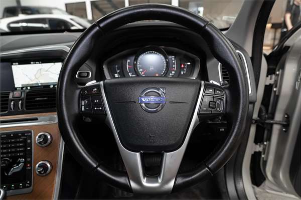 2016 Volvo XC60 T5 Luxury