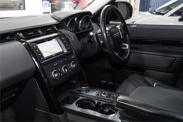 2017 Land Rover Discovery SD4 SE Series 5