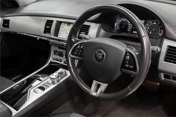 2014 Jaguar XF Luxury X250