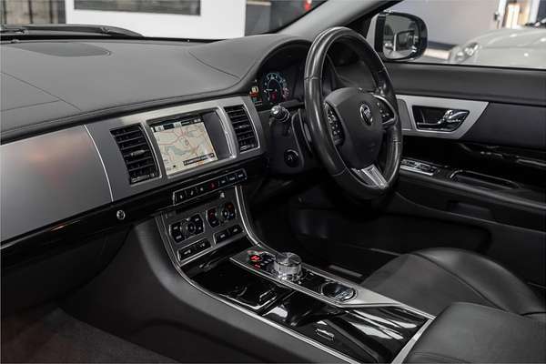 2014 Jaguar XF Luxury X250