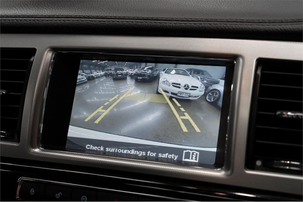 2014 Jaguar XF Luxury X250