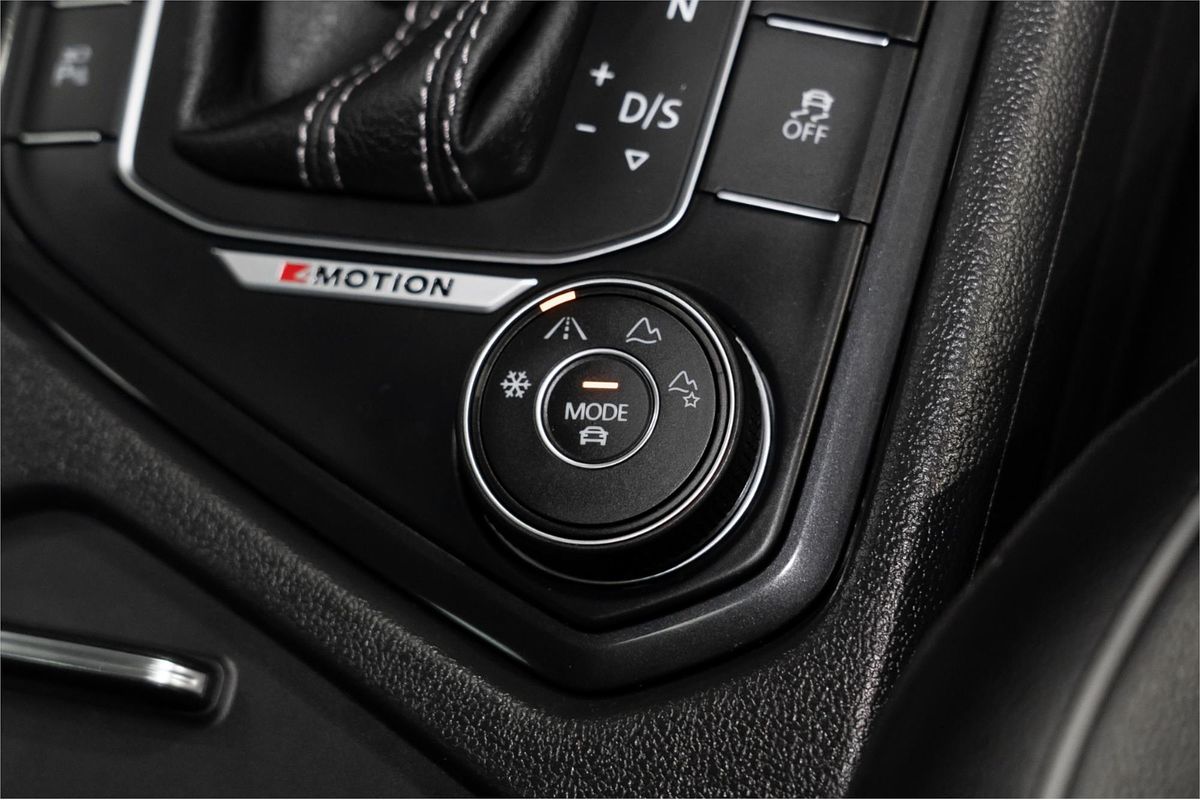 2016 Volkswagen Tiguan 140TDI Highline 5N