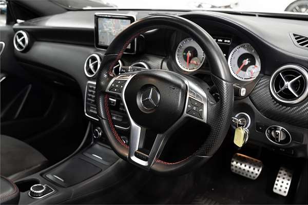 2013 Mercedes-Benz A-Class A200 W176