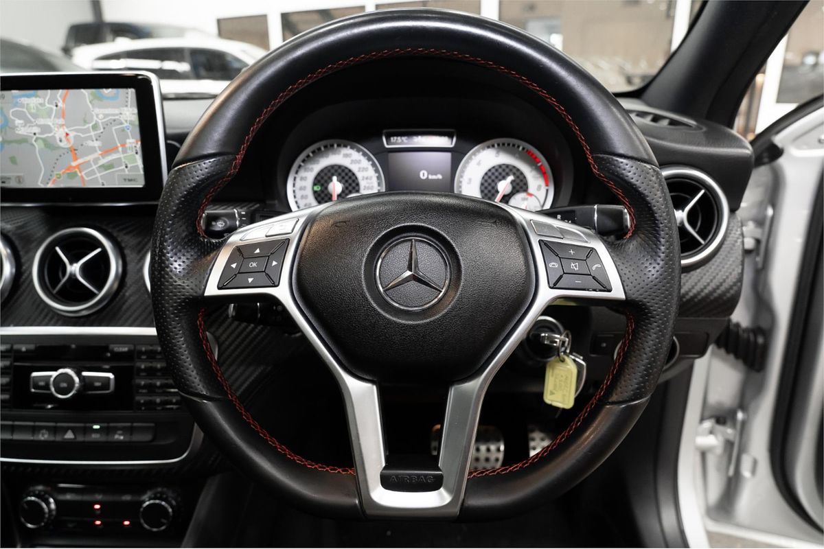 2013 Mercedes-Benz A-Class A200 W176