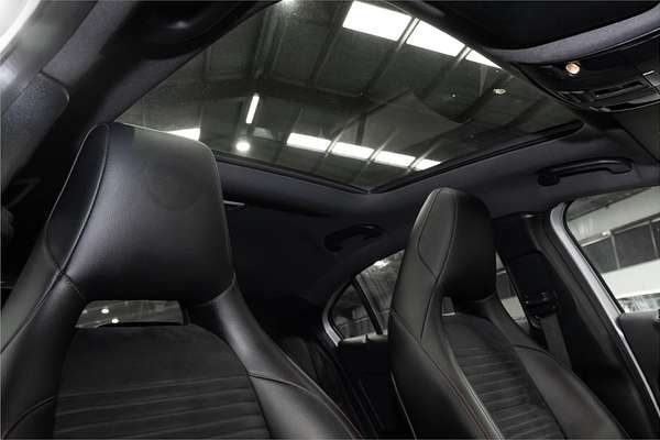 2013 Mercedes-Benz A-Class A200 W176