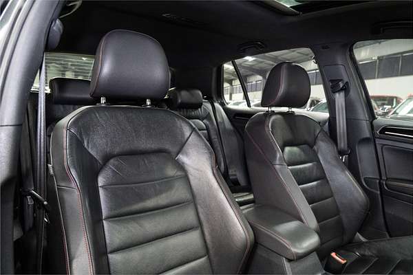 2013 Volkswagen Golf GTI 7