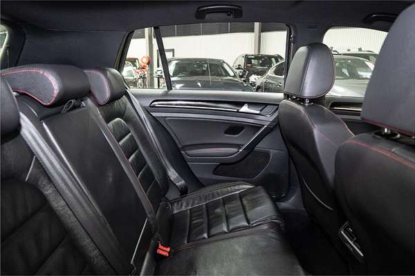 2013 Volkswagen Golf GTI 7