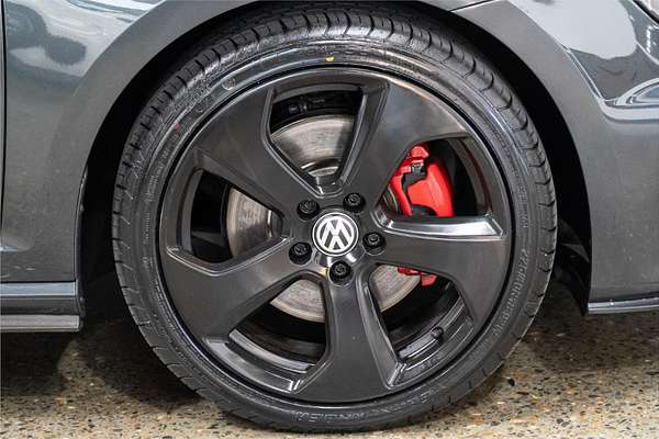 2013 Volkswagen Golf GTI 7