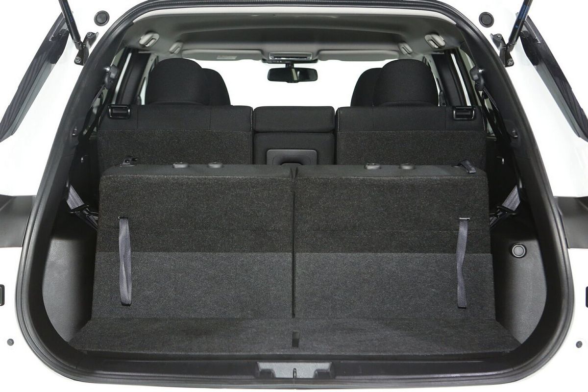 2024 Mitsubishi Outlander LS ZM