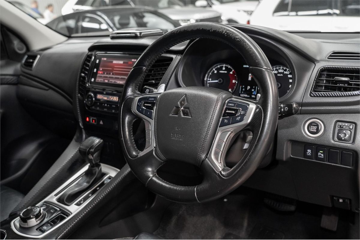 2016 Mitsubishi Pajero Sport GLS QE