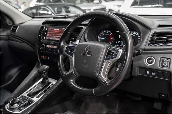 2016 Mitsubishi Pajero Sport GLS QE