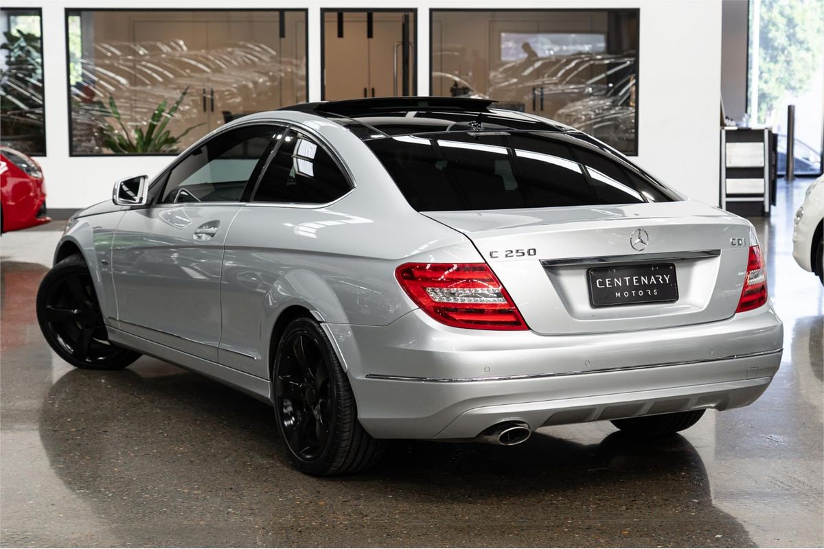 2011 Mercedes-Benz C-Class C250 CDI BlueEFFICIENCY C204