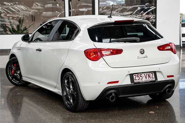 2015 Alfa Romeo Giulietta Quadrifoglio Verde Series 1