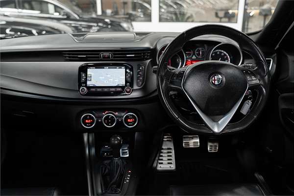 2015 Alfa Romeo Giulietta Quadrifoglio Verde Series 1