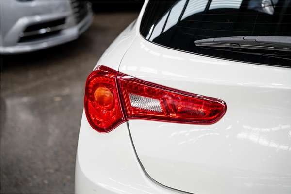 2015 Alfa Romeo Giulietta Quadrifoglio Verde Series 1