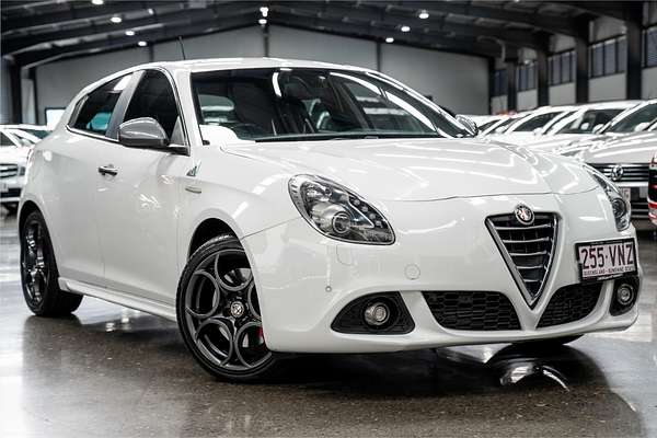 2015 Alfa Romeo Giulietta Quadrifoglio Verde Series 1