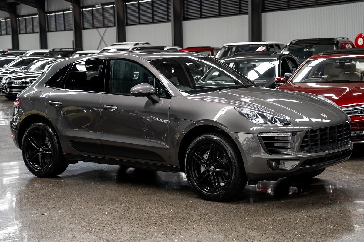 2015 Porsche Macan S 95B