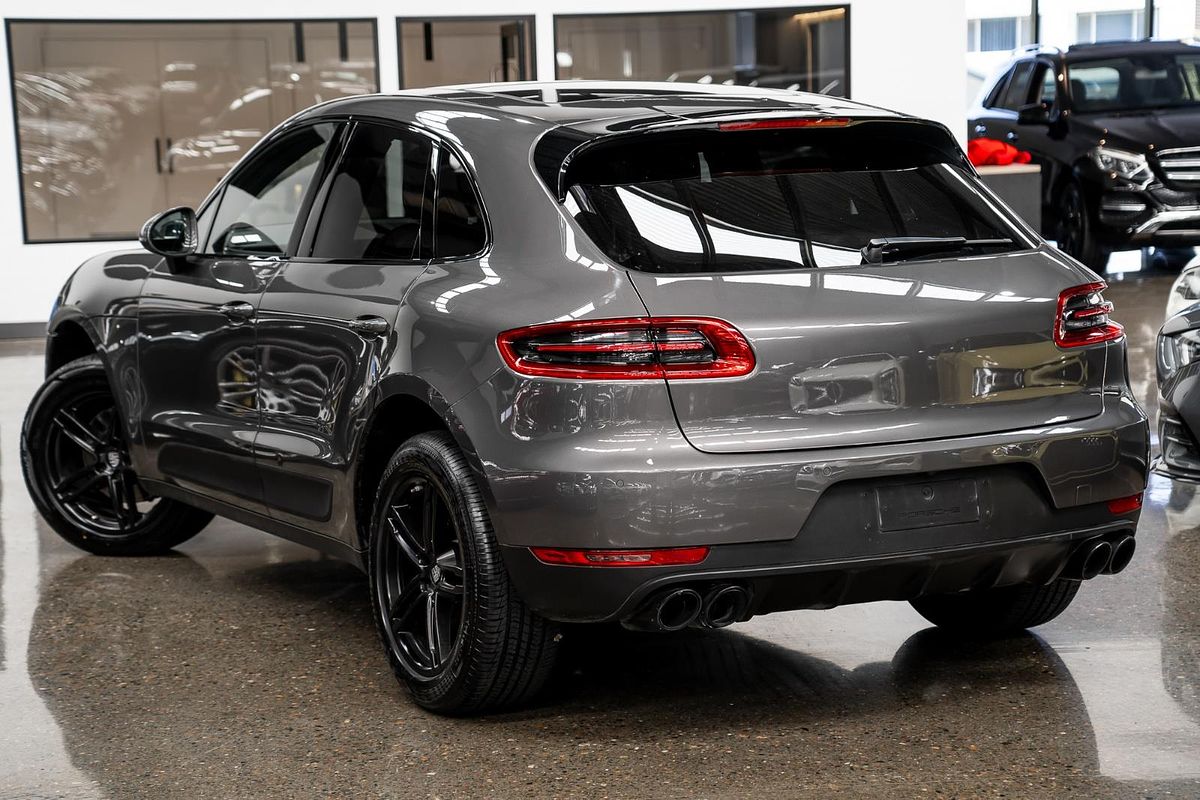 2015 Porsche Macan S 95B
