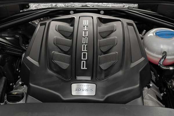 2015 Porsche Macan S 95B