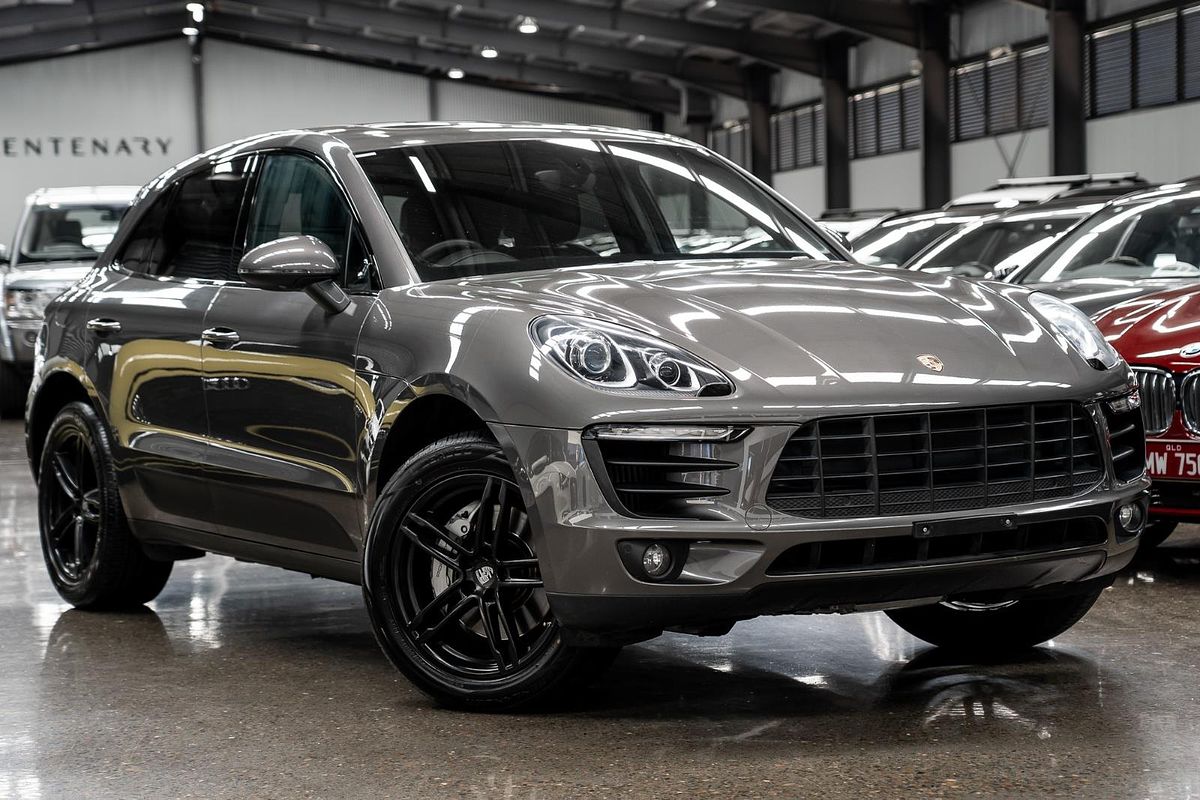 2015 Porsche Macan S 95B