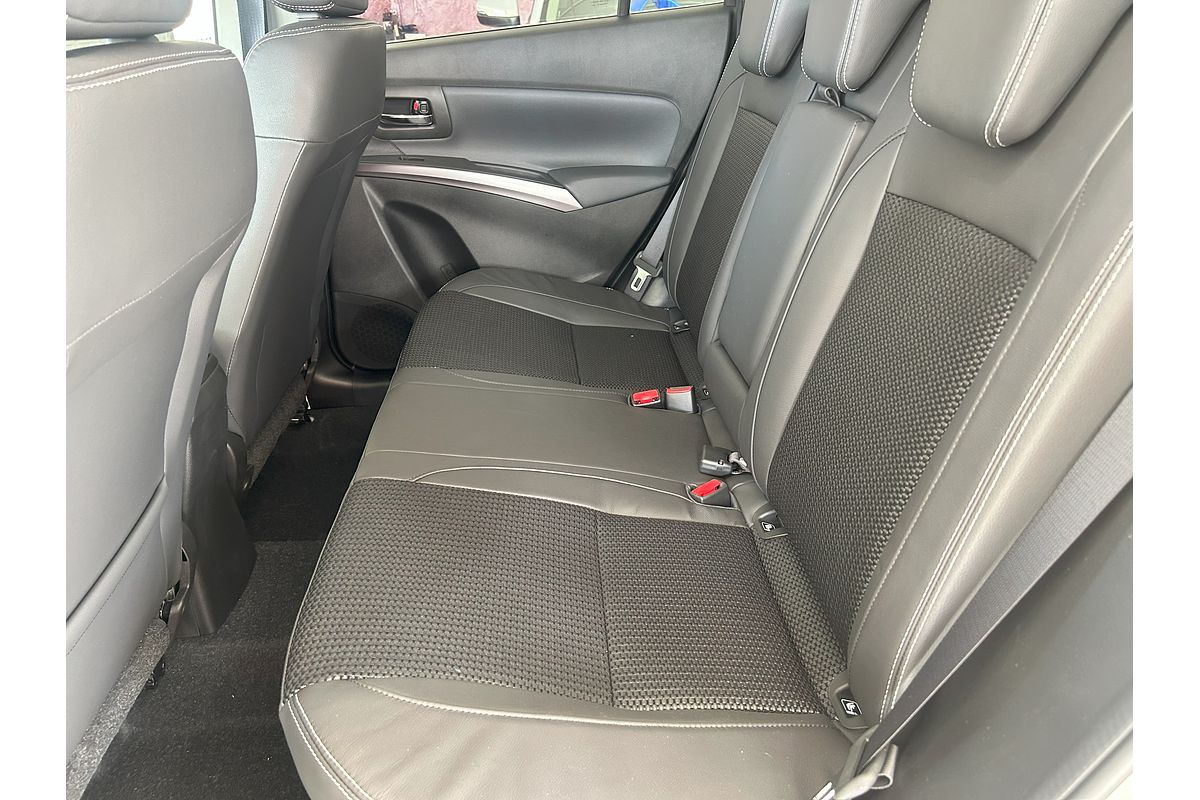 2023 Suzuki S-Cross Plus JYB