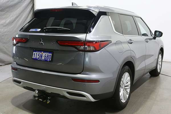 2022 Mitsubishi Outlander LS ZM