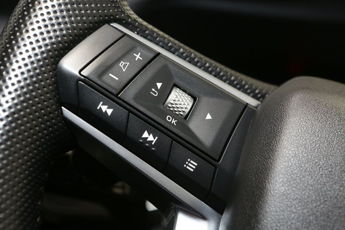 2022 Mitsubishi Outlander LS ZM