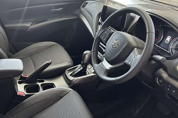 2023 Suzuki S-Cross Plus JYB