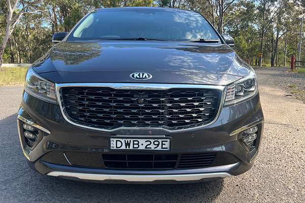 2018 Kia Carnival Platinum YP