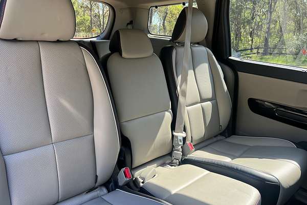 2018 Kia Carnival Platinum YP