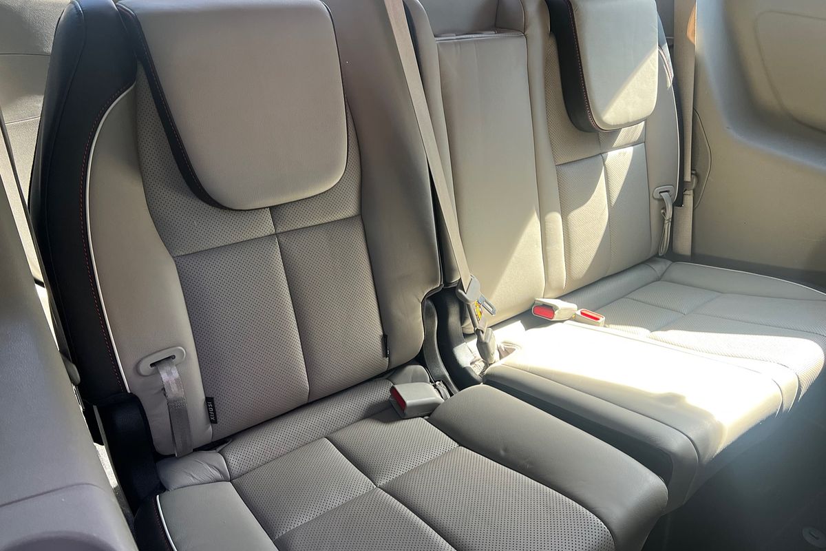 2018 Kia Carnival Platinum YP